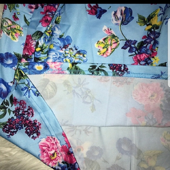 Dress - Picture 3 of 5